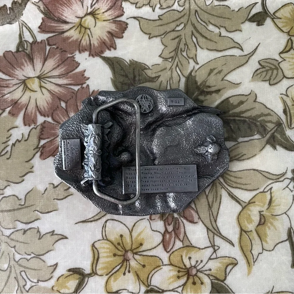 Siskiyou | Vintage 1985 Rocky Mountain High Eagle Heavy Duty Metal Belt Buckle